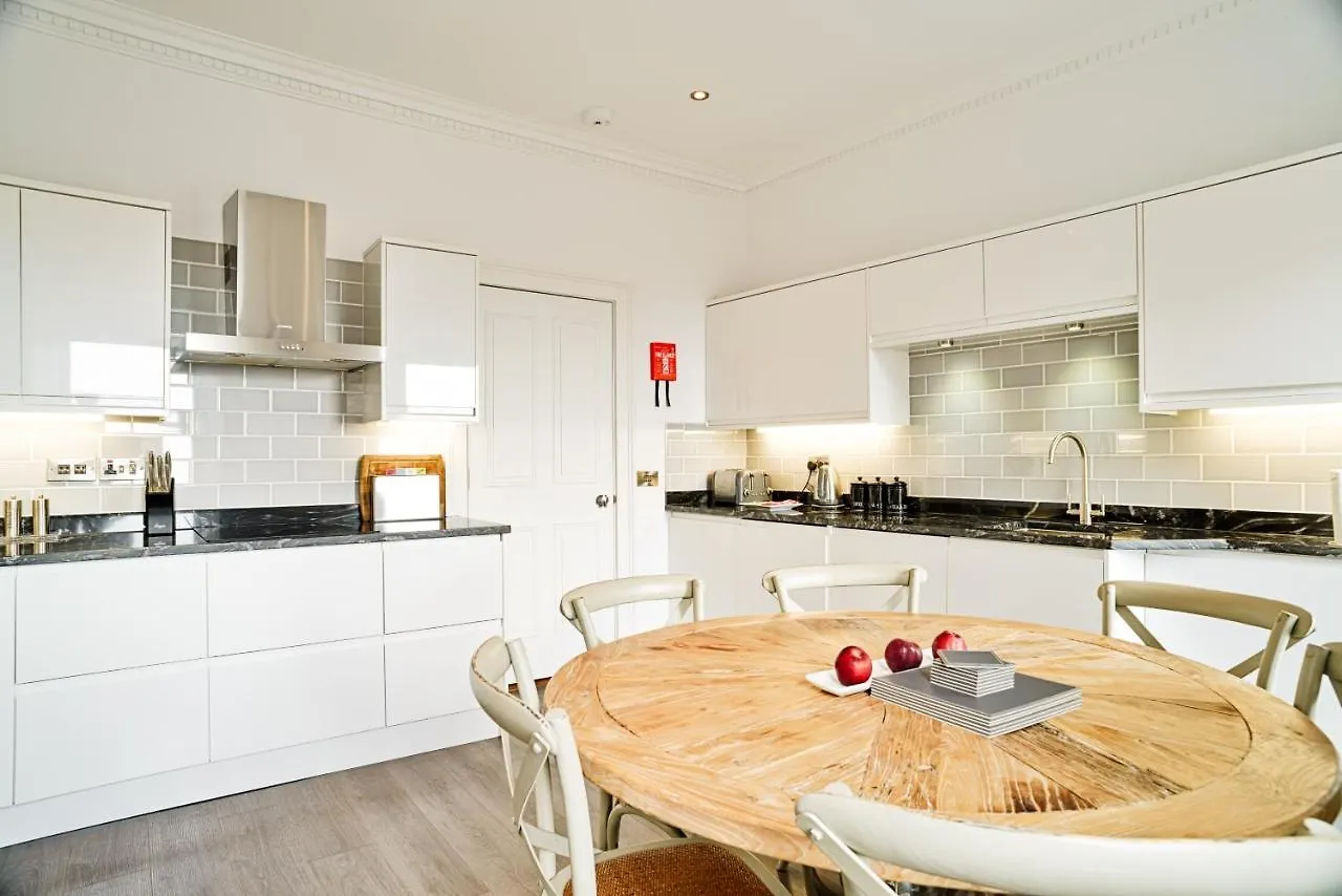 Apple Apartamentos Edimburgo 0*,  Reino Unido
